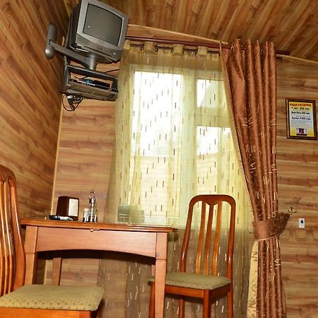 Guest House Domashniy Uyut Bischkek Exterior foto